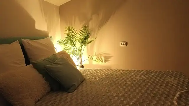 Candyyy____'s cam snapshot