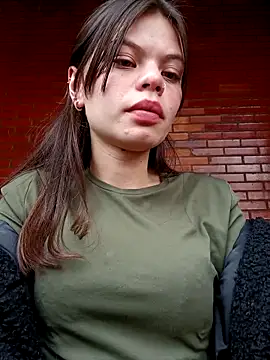 _Isabella-7's cam snapshot