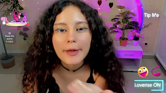 Krysten_Riter's cam snapshot