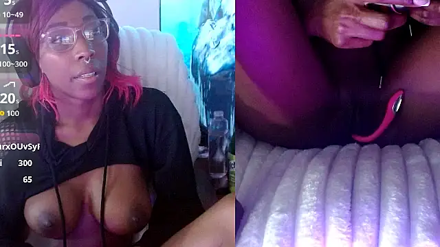 alys_at_college's cam snapshot