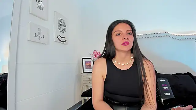 luisa__rosse's cam snapshot