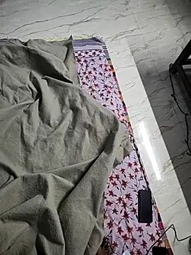 yournaughtysam live sex cam