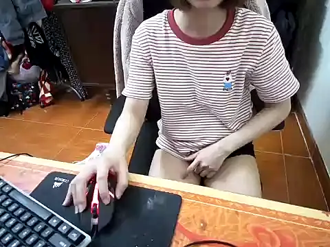 ---Lusi03---'s cam snapshot