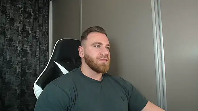 Thori92 live sex cam