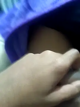 Lovely-boy-ash's cam snapshot