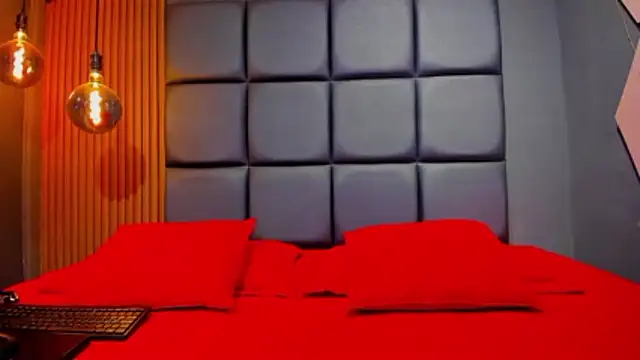 PAMELA-SMIITH's cam snapshot