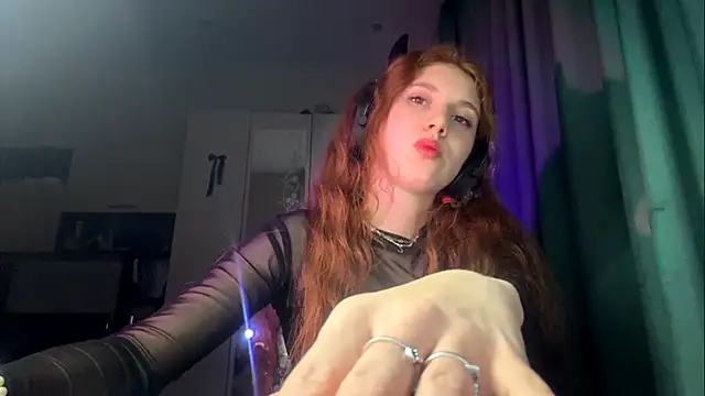 AliceCarrol's cam snapshot