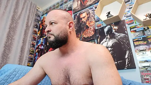 Muscle_Bear live sex cam