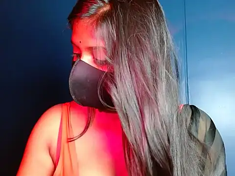 Hotginni4's cam snapshot