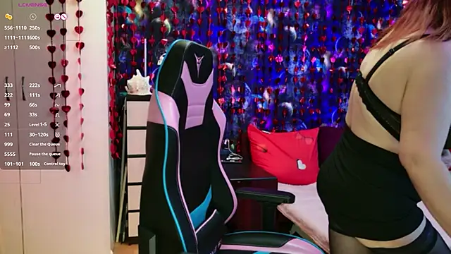 Veronica-Fire's cam snapshot