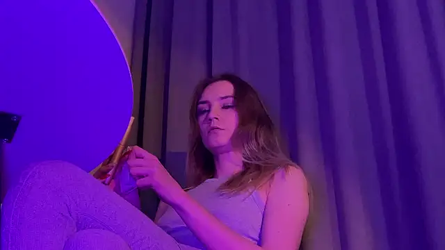 missmiroslava's cam snapshot