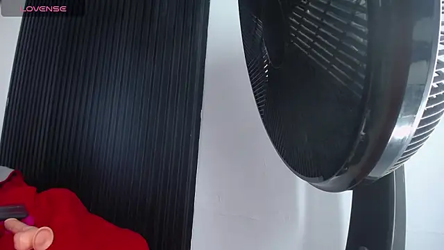 Charlotte_Flanders's cam snapshot