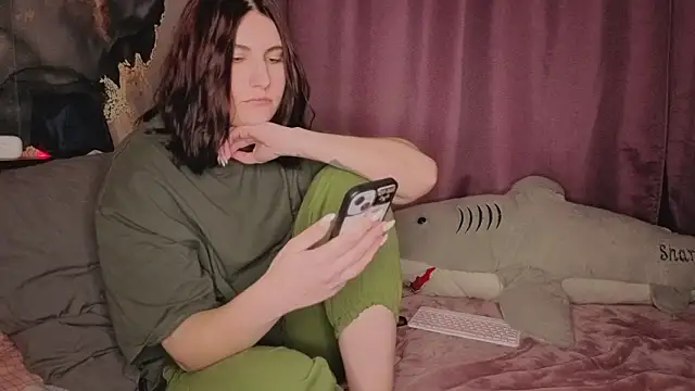 dj_eban_'s cam snapshot