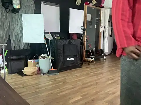 bigshh8 live sex cam