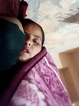 Hasmi_hot09's cam snapshot