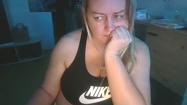 Meliss_Official9 live sex cam