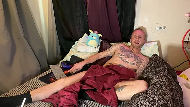 SexyDaddy303666 live sex cam