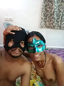 Desi_marathi_cpl live sex cam