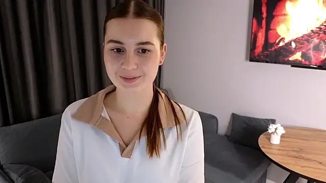 EmilyThoma live sex cam