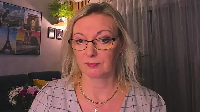 vanessa_chat's cam snapshot