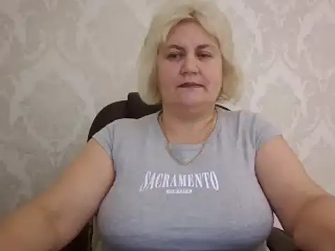 AngelaFamez's cam snapshot