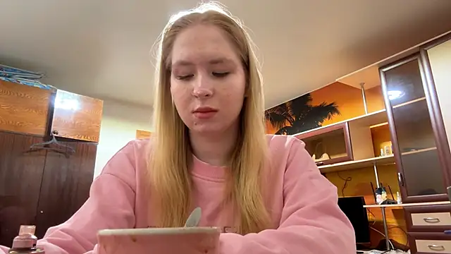 RoseBakeer's cam snapshot