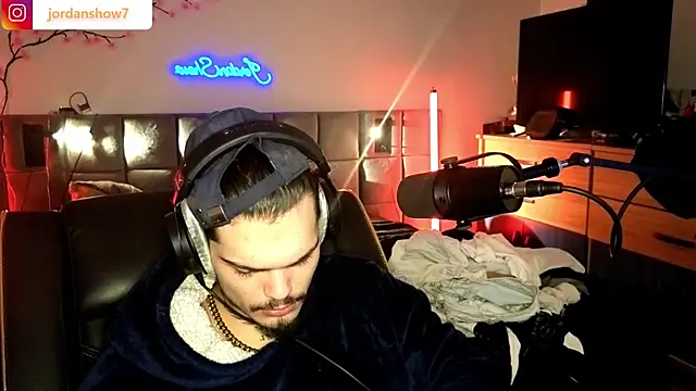 JordanShow's cam snapshot