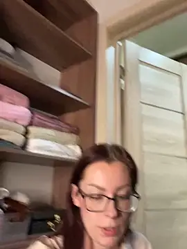 RussianGirls_'s cam snapshot