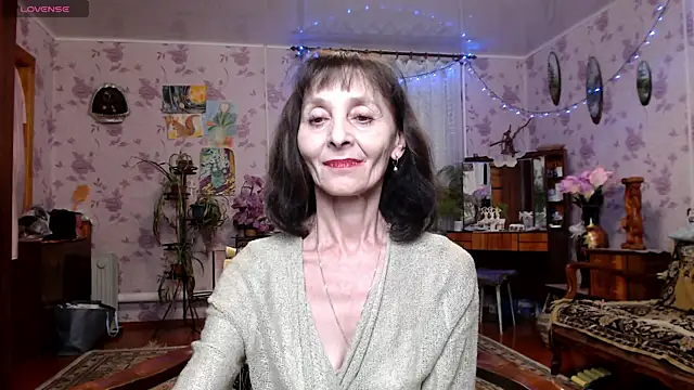 Angelina-Missteria live sex cam