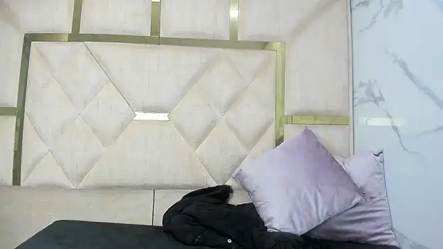 KendallArdent's cam snapshot