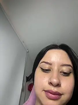 lucy_grey25's cam snapshot