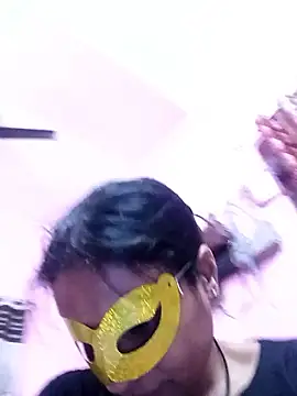 Gullapi live sex cam