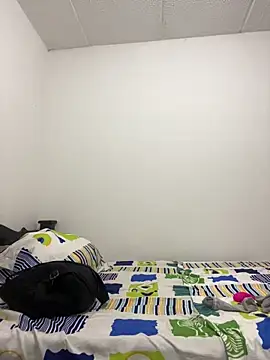 Emily_milk_1's cam snapshot