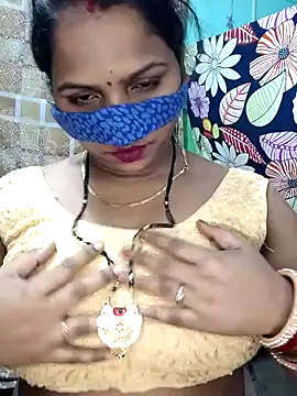 Aditya_sanjna's cam snapshot