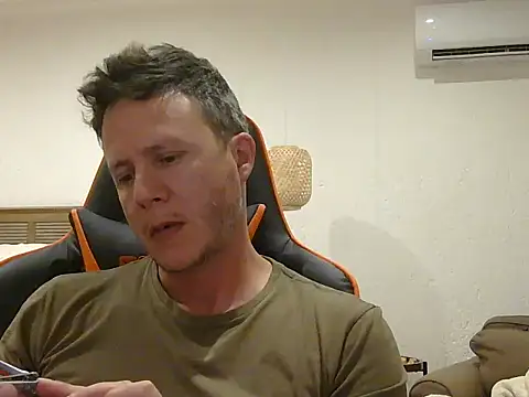 TroyDieselXXX's cam snapshot