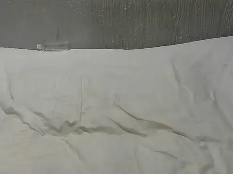 NaughtySnack's cam snapshot