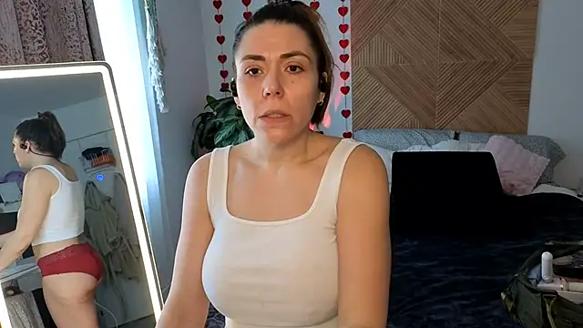 Ellie-Elizabeth live sex cam