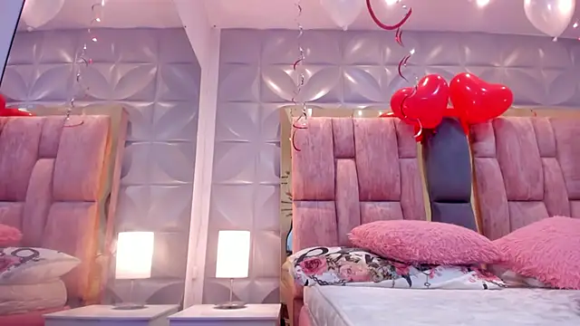 Charlotte_Ice1 live sex cam