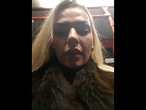 Dirtyfeelin live sex cam