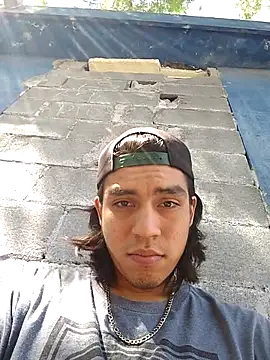 AlexAlejandro13's cam snapshot