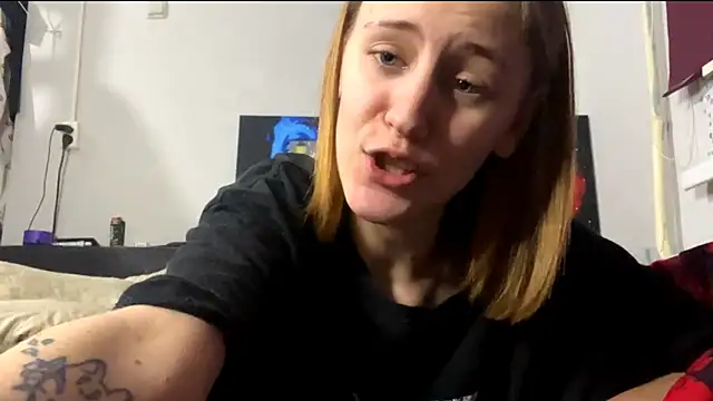 Sweety_Burger's cam snapshot