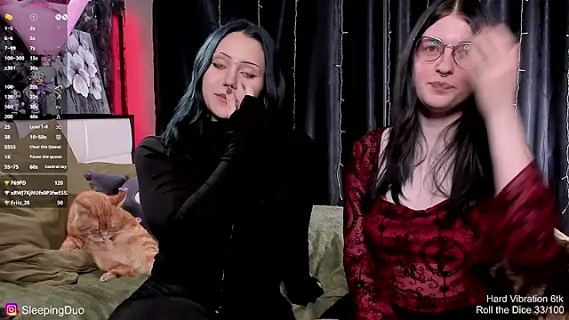 SleepingDuo's cam snapshot