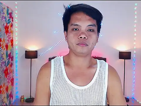 XExtraServiceManX's cam snapshot