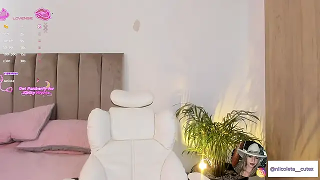 Niicoleta's cam snapshot