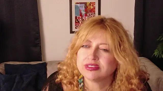 MilfArlet's cam snapshot