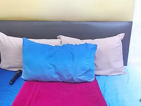 NunuBerry16 live sex cam