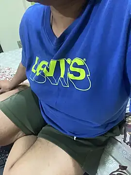 pushpayadav's cam snapshot