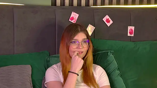 BellaMarebelle live sex cam