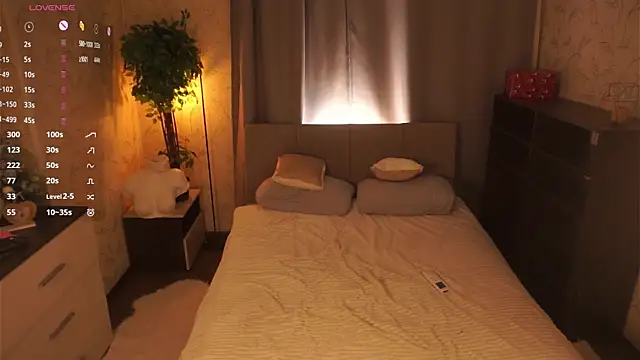 KarynPettas live sex cam