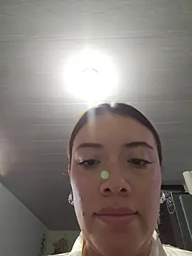 valery_mora's cam snapshot